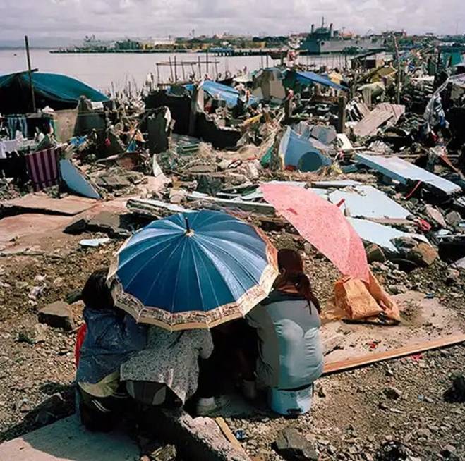 Sức tàn phá của siêu bão Haiyan năm 2013, hơn 6.300 người Philippines thiệt mạng-5