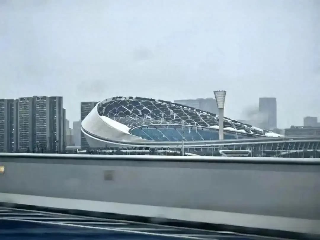 Hải Nam, Trung Quốc tan hoang sau bão YAGI-13