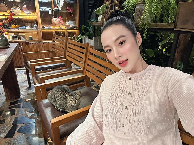 Angela Phương Trinh cầu xin khán giả-1