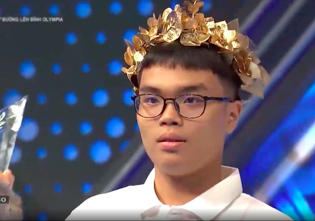 Sau bất ngờ hiếm gặp’, nam sinh Hải Phòng giành vòng nguyệt quế Đường lên đỉnh Olympia-4