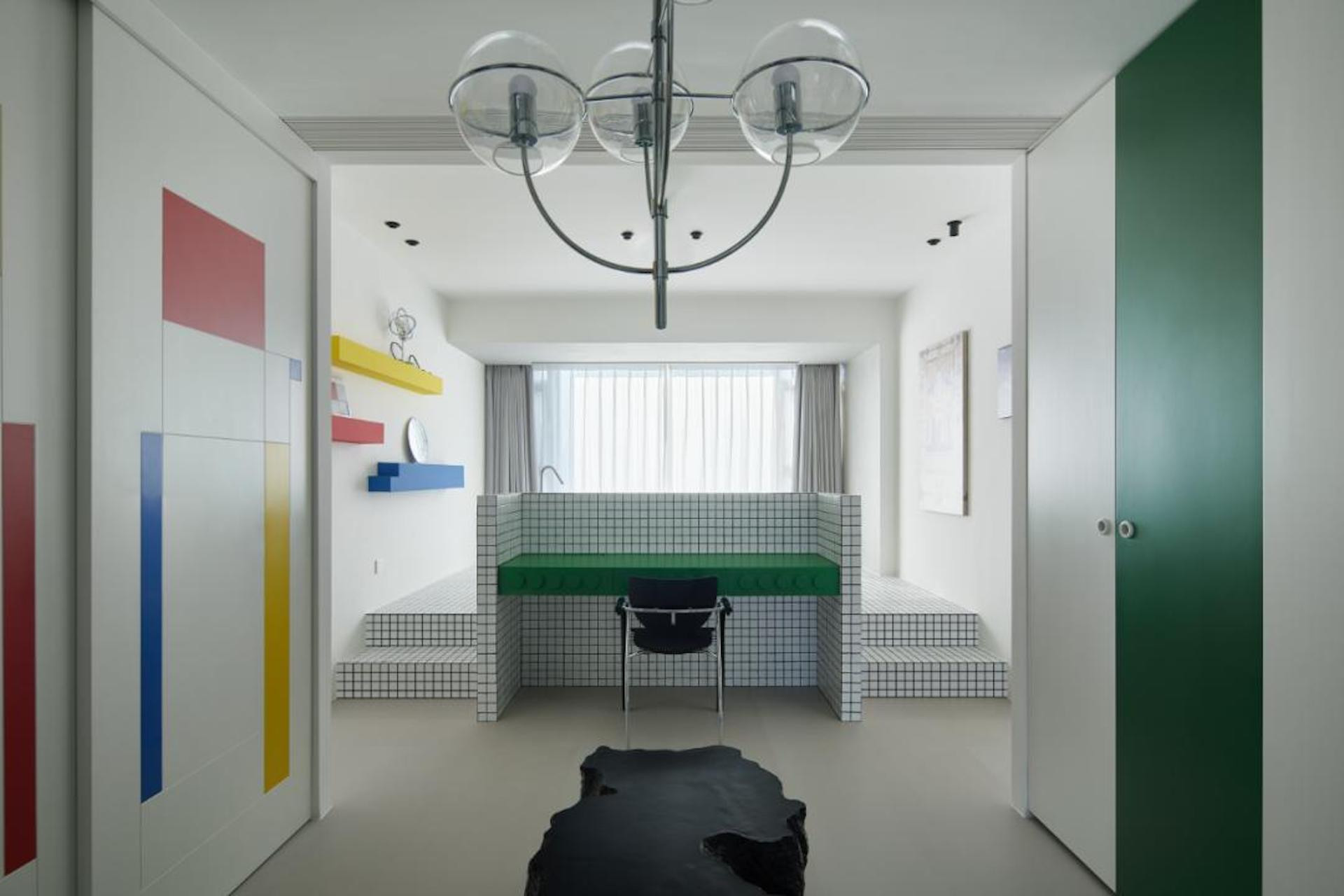 Cô gái quyết phá tường, biến căn tập thể cũ bố mẹ tặng thành nơi ở ngập nắng-4