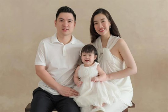 Khoảnh khắc hé lộ hôn nhân của Đỗ Mỹ Linh và chồng thiếu gia