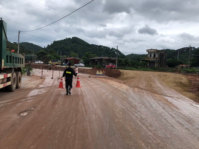 Trắng đêm chạy lũ ở Lạng Sơn-3