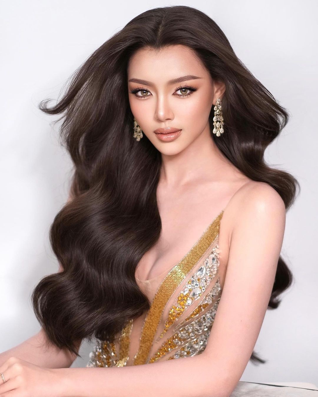 Thí sinh 16 tuổi ở Hoa hậu Hòa bình 2024-5