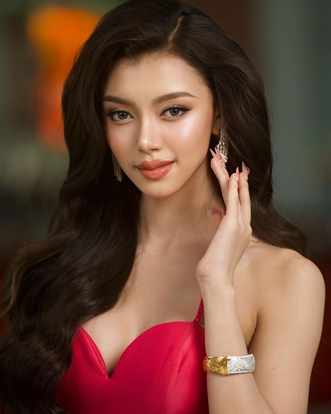 Thí sinh 16 tuổi ở Hoa hậu Hòa bình 2024-20