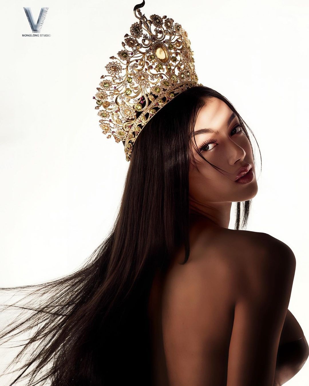 Thí sinh 16 tuổi ở Hoa hậu Hòa bình 2024-25