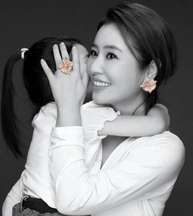 Lâm Tâm Như ở tuổi 48-3