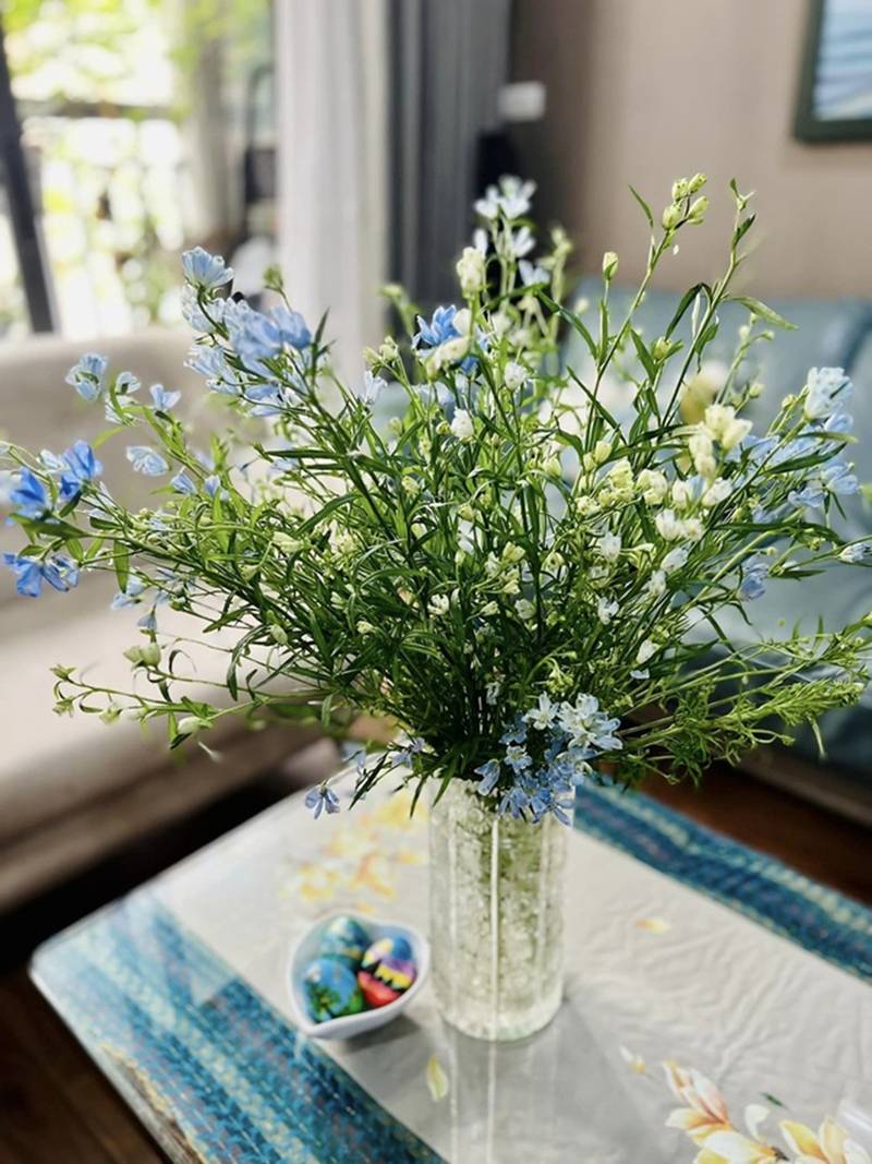 MC Diễm Quỳnh hiếm hoi khoe chồng U60, đang sống hạnh phúc trong căn nhà rực sắc hoa-12