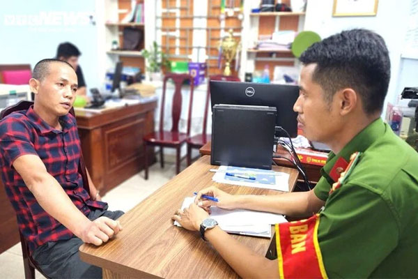 Mâu thuẫn trong kinh doanh, người đàn ông đâm một phụ nữ tử vong-1