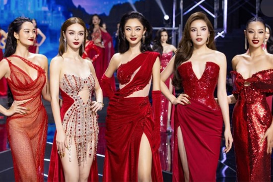 Sắc vóc Top 5 của tập 5 Miss Universe Vietnam trong trang phục bikini và dạ hội