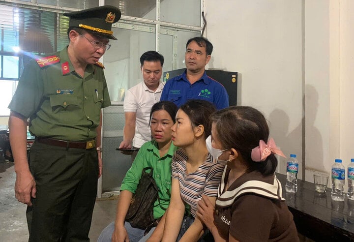 Sập cầu Phong Châu: Trích xuất camera để xác định số người, phương tiện gặp nạn-1