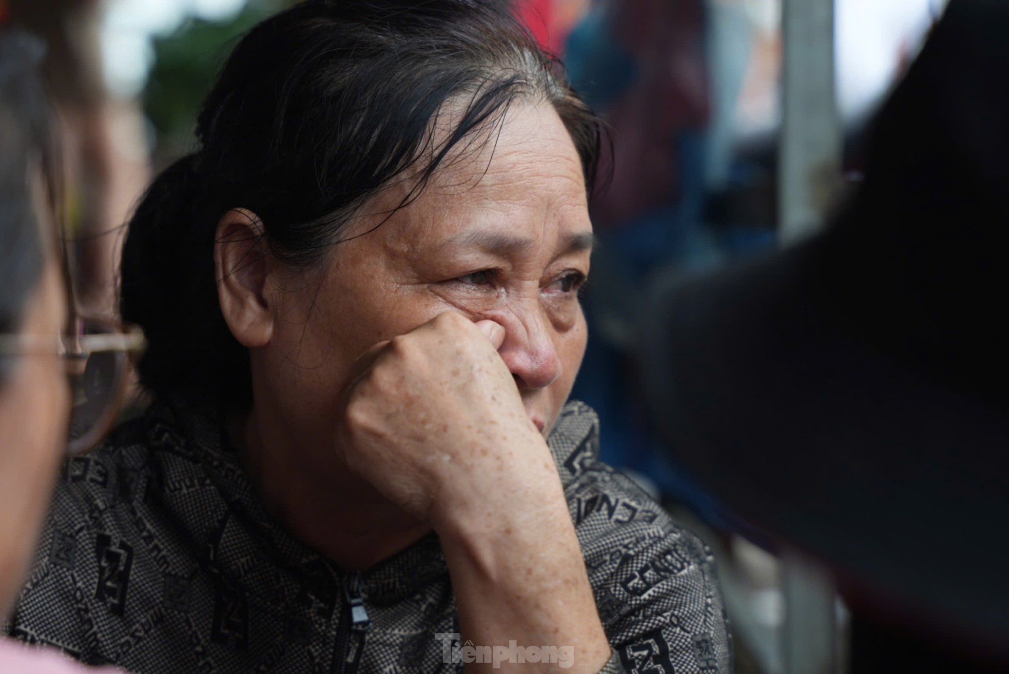 Cô gái 19 tuổi mất tích trong vụ sập cầu Phong Châu, người thân ngã quỵ-5