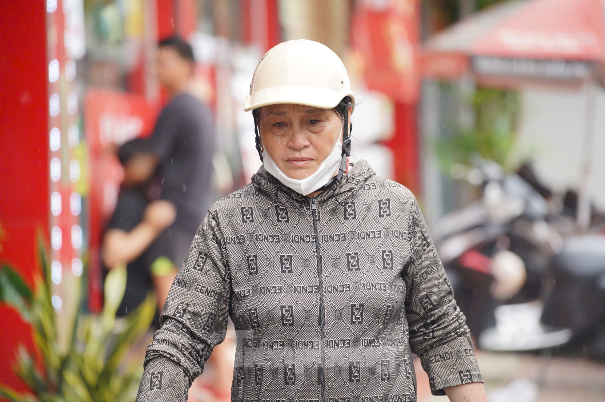 Cô gái 19 tuổi mất tích trong vụ sập cầu Phong Châu, người thân ngã quỵ-6