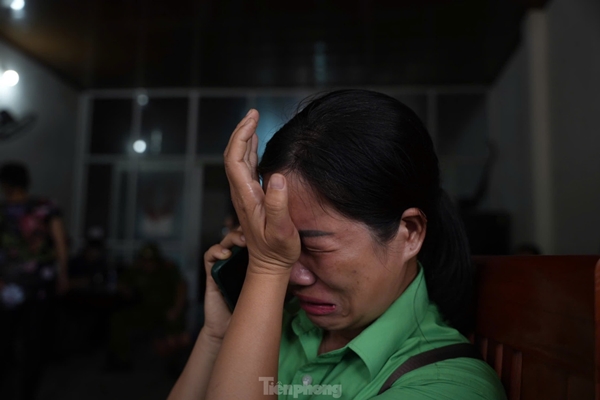 Hiện trường cầu Phong Châu sau khi bị sập-21