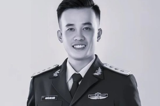 Truy tặng Huân chương bảo vệ Tổ quốc hạng Ba cho Đại úy Nguyễn Đình Khiêm