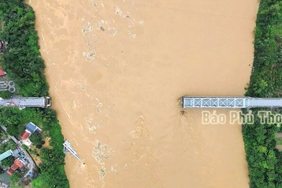 Phú Thọ xác định 8 người mất tích trong vụ sập cầu Phong Châu