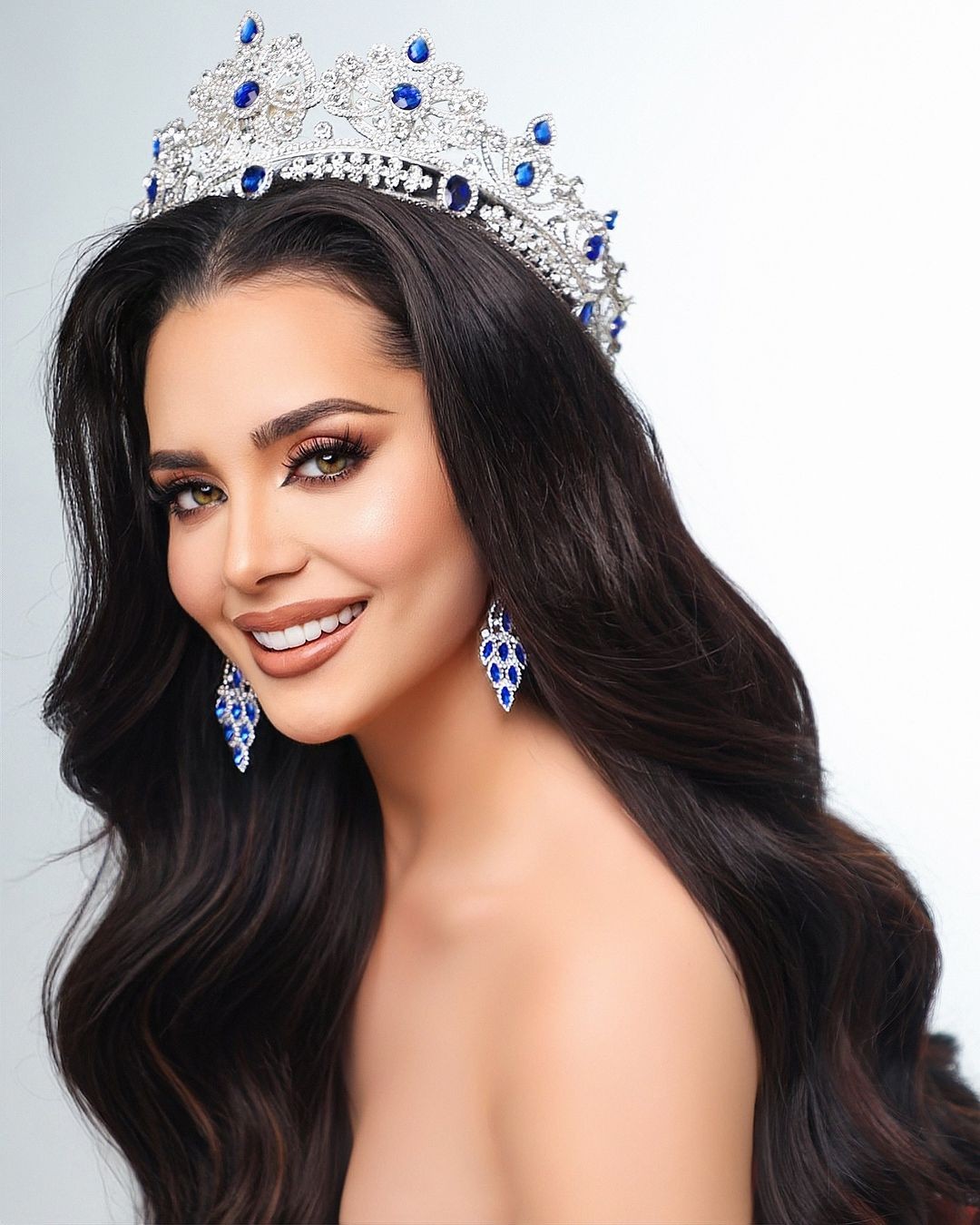 Đại diện chủ nhà của Hoa hậu Hoàn vũ 2024 bị tố mua giải-13