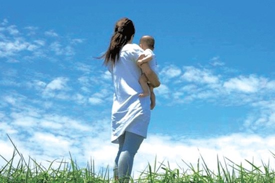 5 thách thức khi làm cha mẹ đơn thân