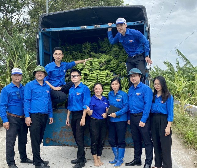 Giới trẻ cả nước hướng về miền Bắc, san sẻ khắc phục thiệt hại từ bão Yagi-4