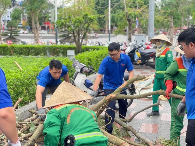 Giới trẻ cả nước hướng về miền Bắc, san sẻ khắc phục thiệt hại từ bão Yagi-5