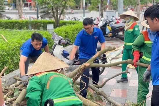 Giới trẻ cả nước hướng về miền Bắc, san sẻ khắc phục thiệt hại từ bão Yagi
