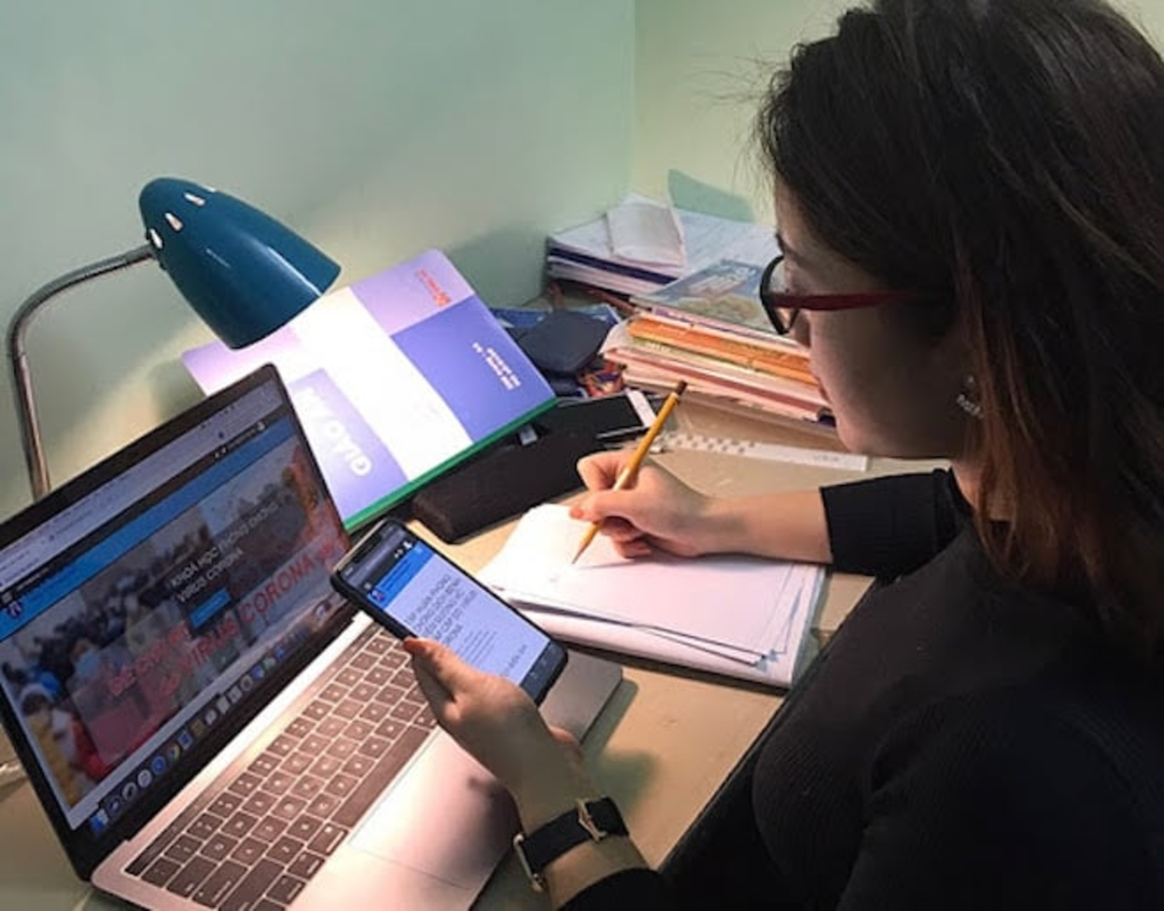 126 trường ở Hà Nội tạm đóng cửa, tổ chức học online do mưa lũ-2