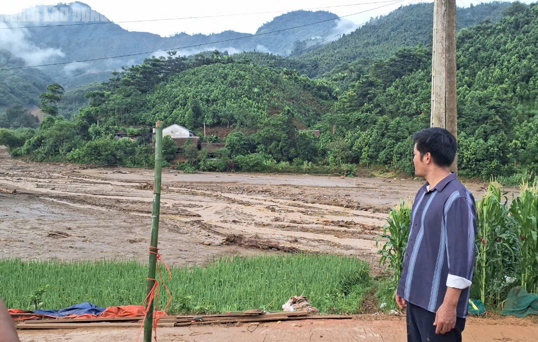 Vụ lũ quét gần 100 người chết, mất tích: Sử dụng chó nghiệp vụ, flycam trong tìm kiếm-4