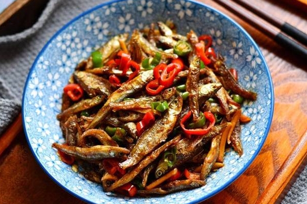 Đổi vị mì gói khi xào chung với pate-3