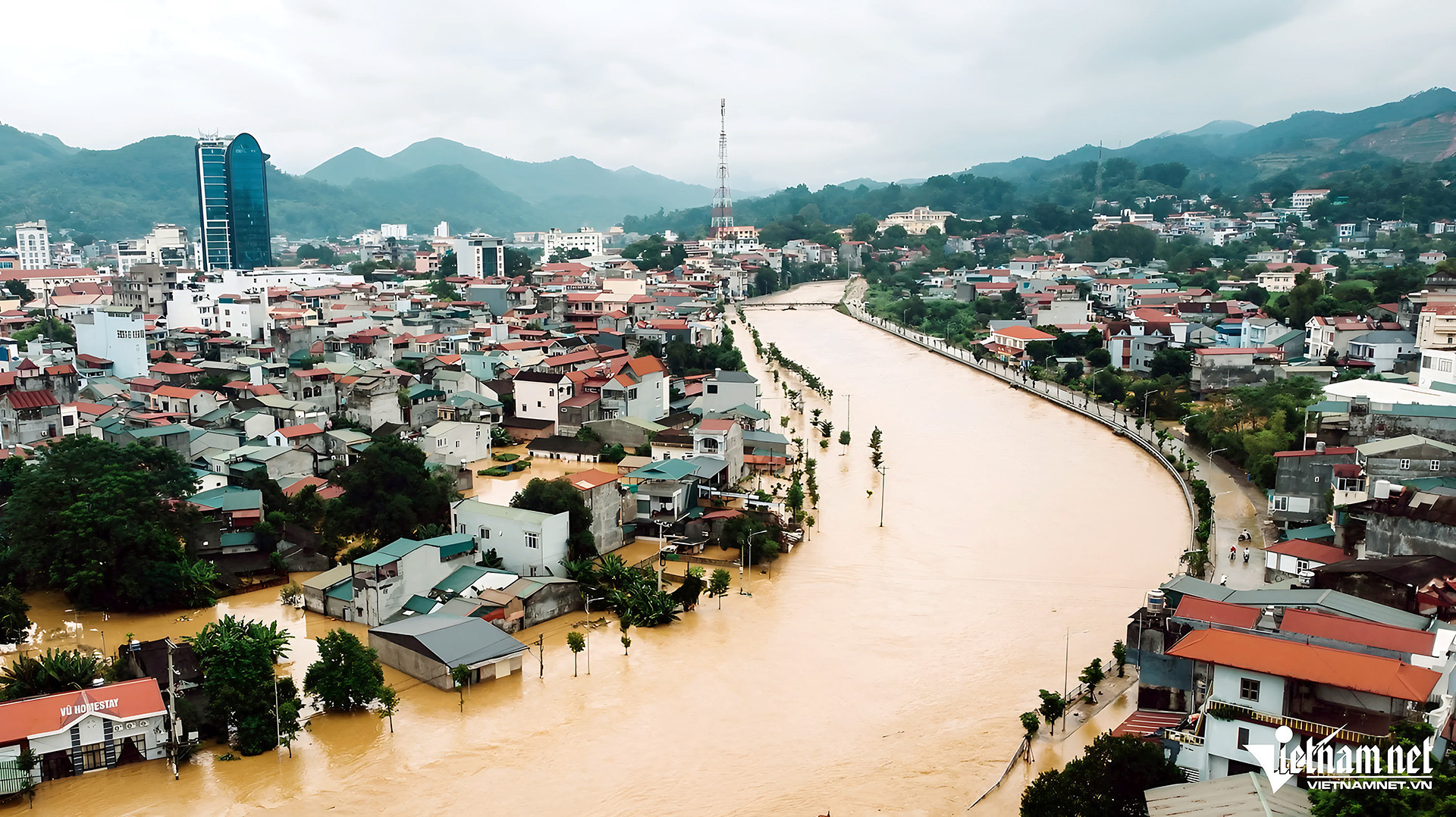 Những ngày mưa lũ kinh hoàng nhất lịch sử ở các tỉnh miền núi phía Bắc-1