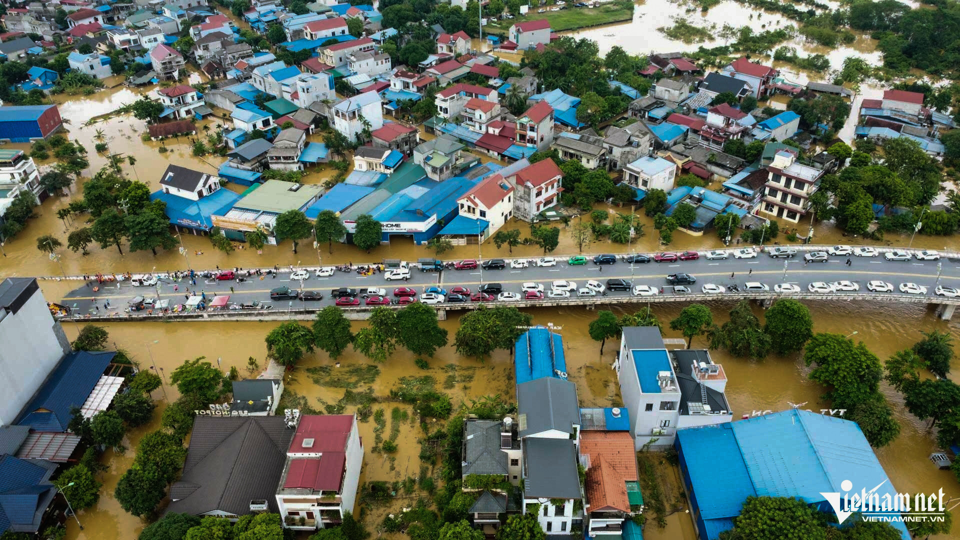 Những ngày mưa lũ kinh hoàng nhất lịch sử ở các tỉnh miền núi phía Bắc-15