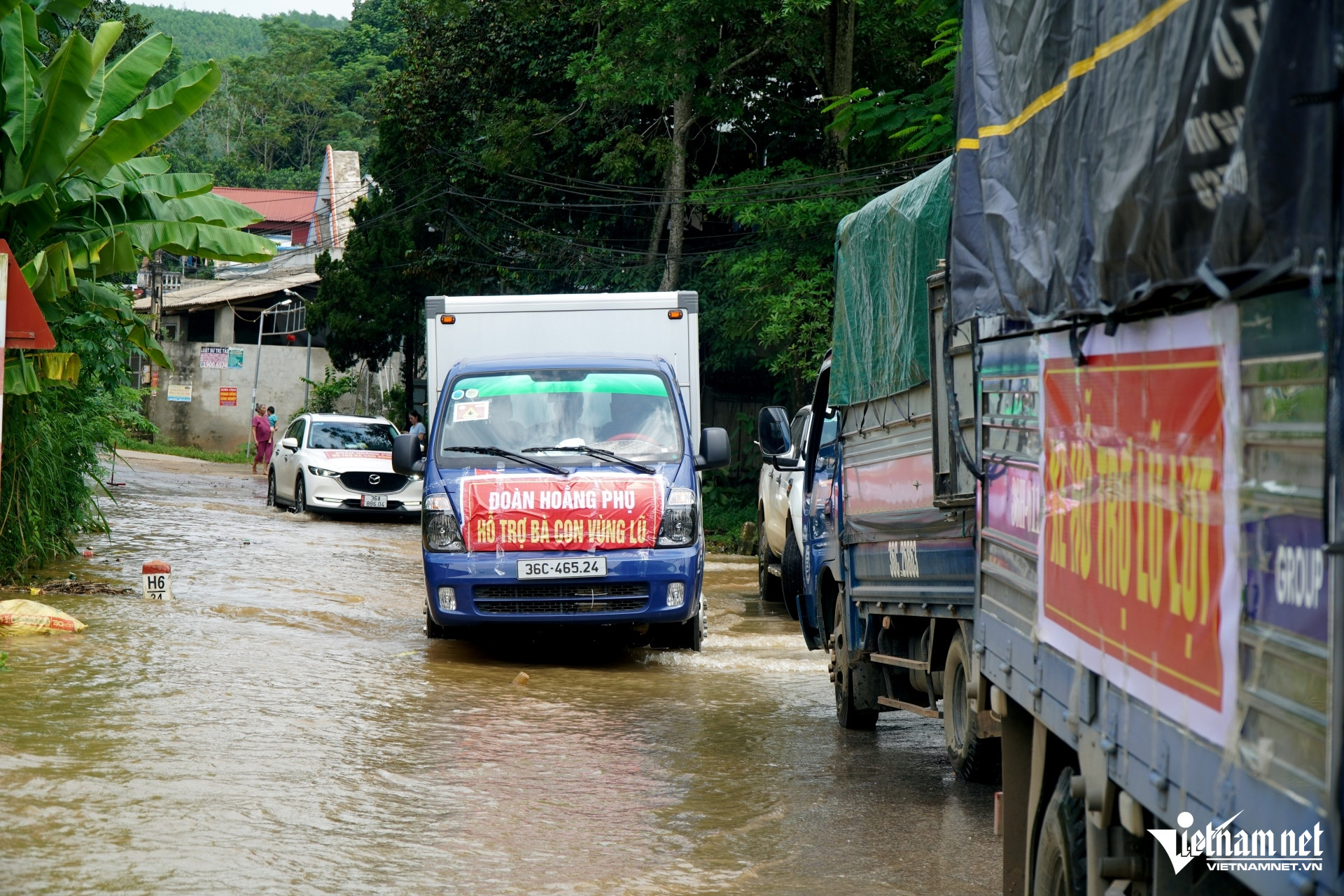 Nước sông dâng 5 ngày chưa rút, hơn 300 hộ dân ở Thanh Hóa bị cô lập-9