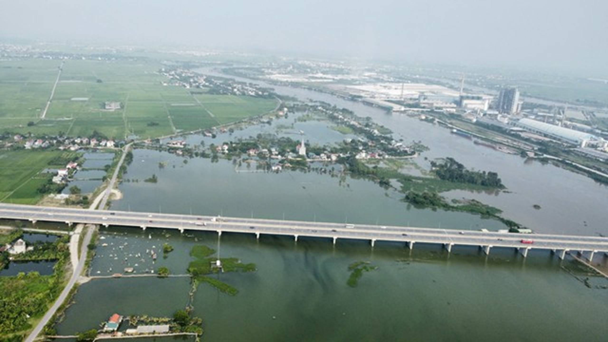 Nam Định: Nước rút chậm, người dân vùng lũ ở Ý Yên mòn mỏi ngày trở về-13