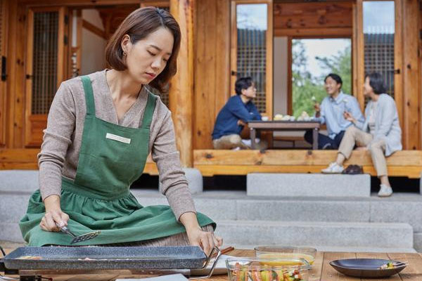 Tái chế nước lẩu thừa bán cho khách mới, chủ nhà hàng và đầu bếp đi tù-2