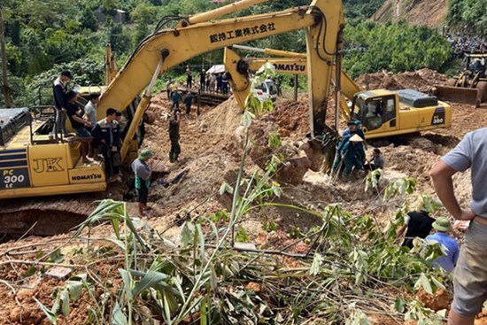 Nhiều ngày trực phòng chống bão lũ, thiếu tá trưởng công an xã đột tử trong ca trực