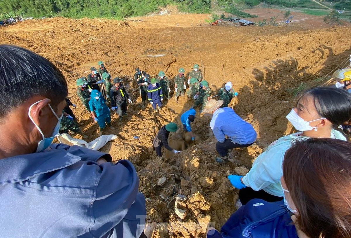 Toàn cảnh 2 vụ sạt lở ở Cao Bằng khiến hơn 40 người tử vong và mất tích-6