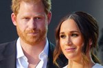 Meghan Markle bị cắt khỏi bức ảnh của Hoàng gia Anh