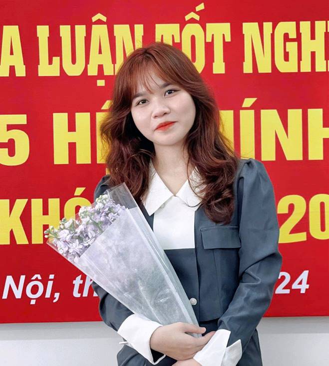 Từng nản lòng trước việc học, 10X lội ngược dòng thành thủ khoa ĐH Luật Hà Nội-3