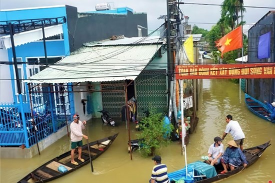 Miền Trung lên phương án ứng phó với áp thấp nhiệt đới sắp mạnh thành bão số 4