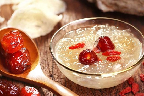 Những người nào không nên ăn tổ yến?