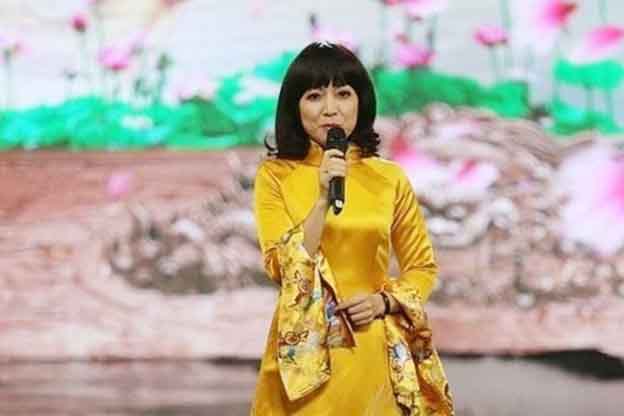 MC nức tiếng VTV: Từng là ca sĩ, đóng phim, U60 sống bình yên bên con trai-2