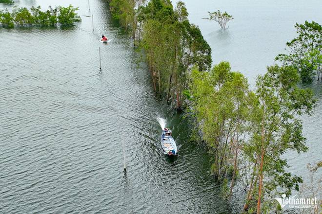 Nước không rút, rốn lũ ở Chương Mỹ hóa cảnh nước nổi miền Tây-3