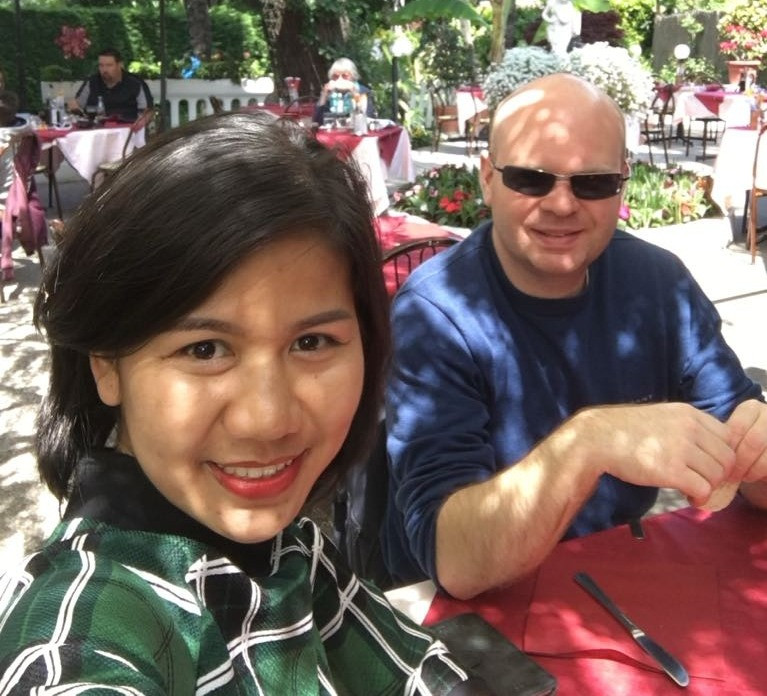 Nàng dâu Việt bán phở bò ở Thụy Sĩ giá 500.000 đồng/bát, 4 năm mua vài mảnh đất-1