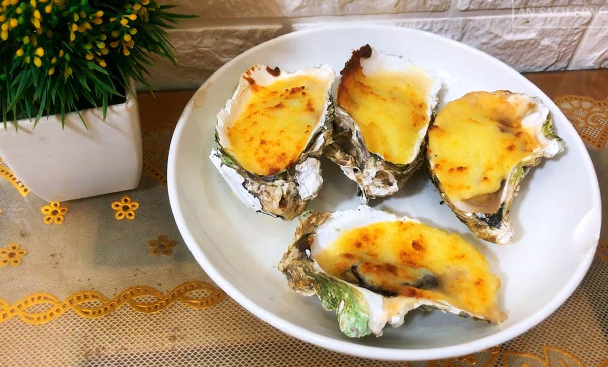 Cách làm hàu nướng phô mai thơm béo, ngon như ở nhà hàng-2