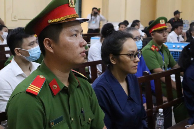 Lời khai ‘hồn nhiên’ của cháu gái bà Trương Mỹ Lan tại phiên tòa-2