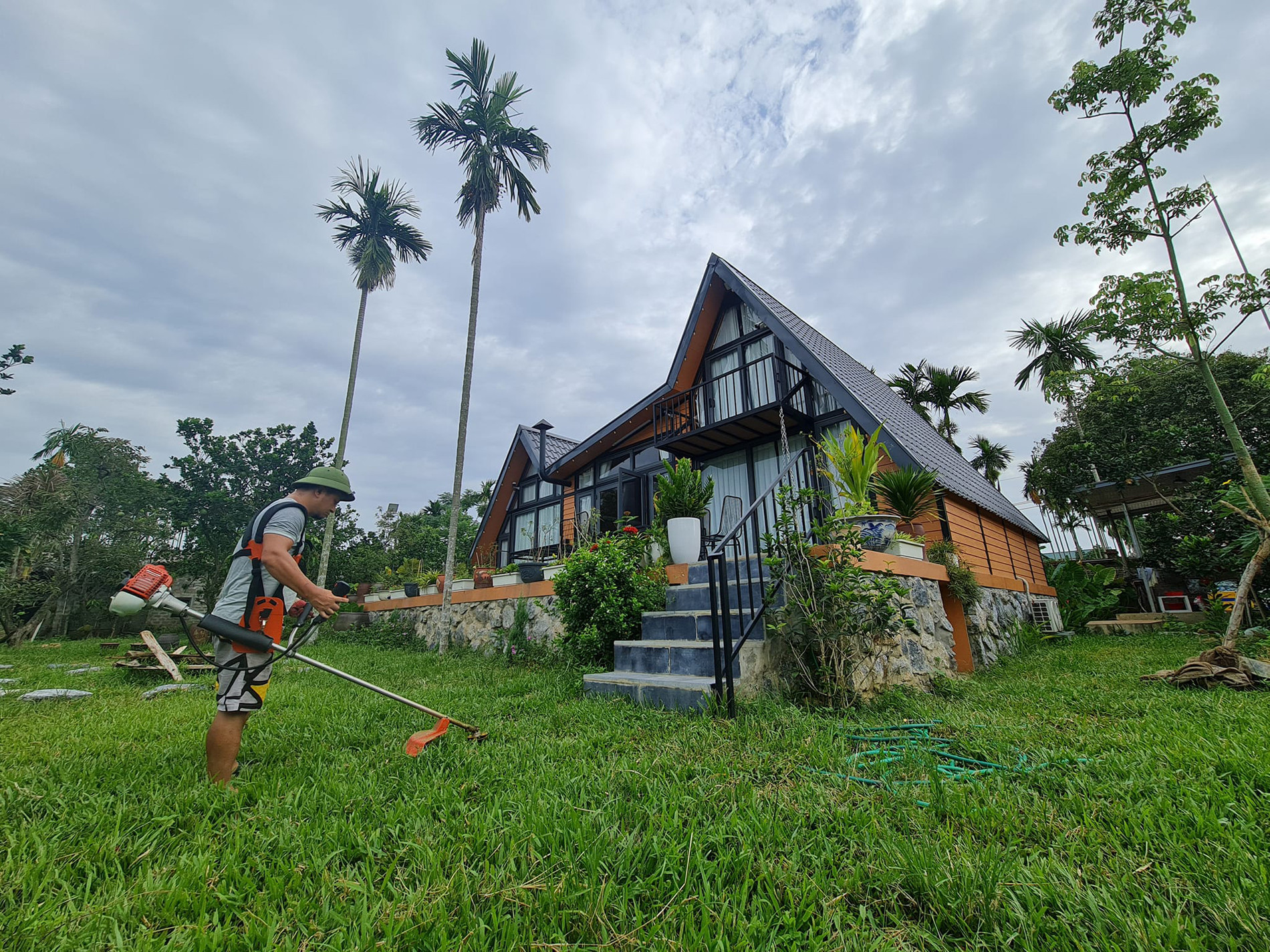 Gia đình Hà Nội tậu 1.500m2 đất, làm nhà vườn đẹp mê ở ngoại ô-9