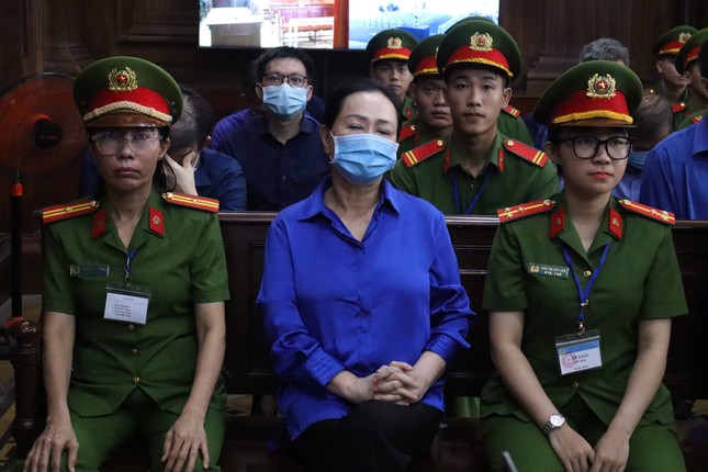 Bà Trương Mỹ Lan phủ nhận chủ mưu vụ phát hành trái phiếu, khai tên người đề xuất-1