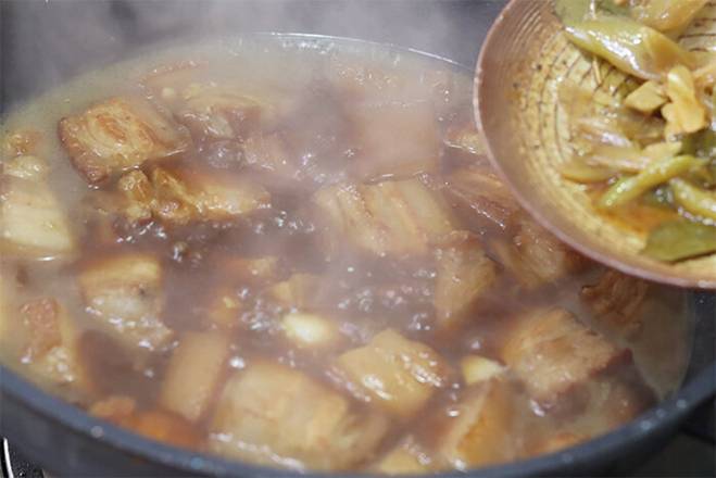 Cách nấu thịt kho tàu theo kiểu người Trung Quốc-9