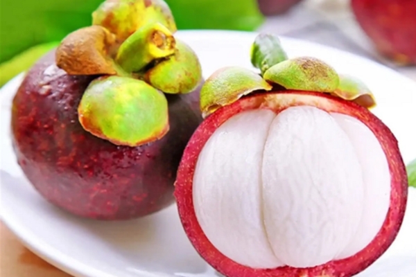 Vì sao không nên dùng giấy ăn lau màn hình tivi?-3