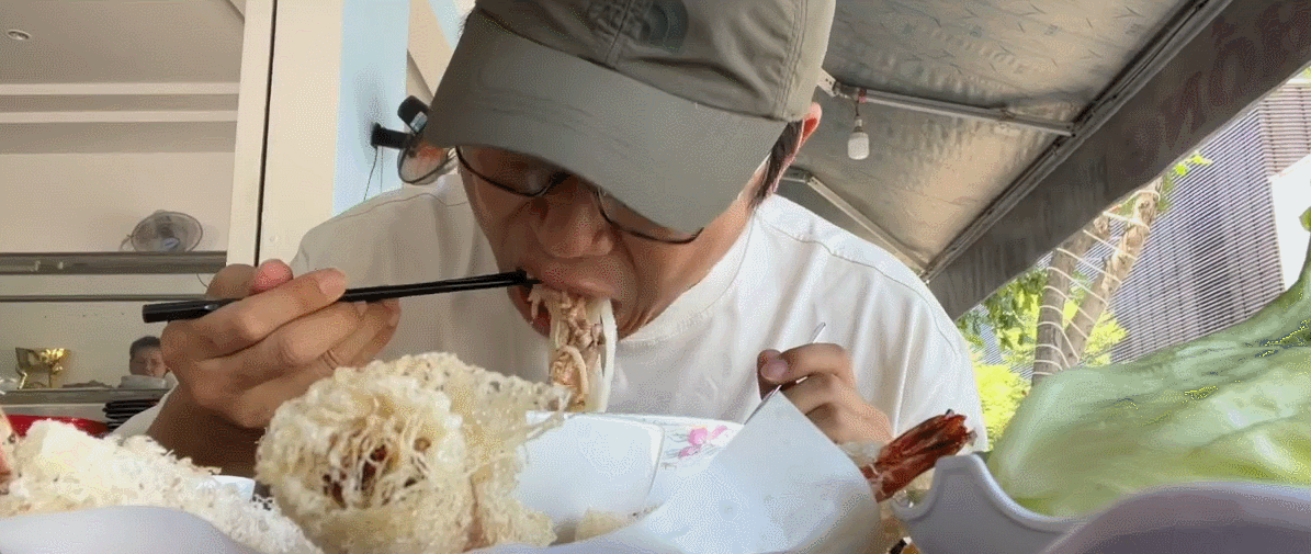 Khách Hàn ăn 4 loại phở bò trong 2 ngày ở Đà Nẵng, hài hước nói một câu-7