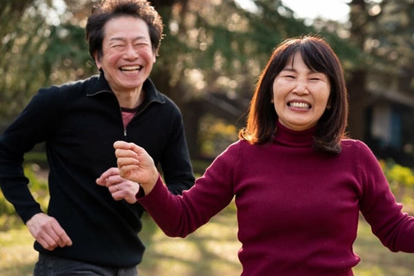 Đến sửa mắt kính, khách Nhật Bản ngỡ ngàng khi nhận báo giá của anh chủ tiệm-3